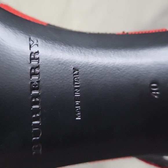 Brand New Burberry ankle strap sandals - Picture 4 of 4